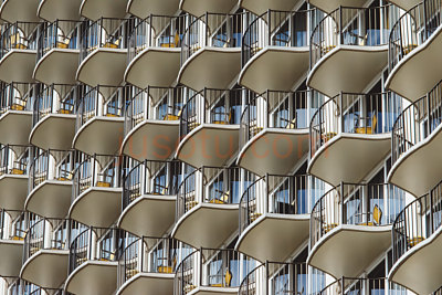 白色金属框玻璃窗-免费纹理